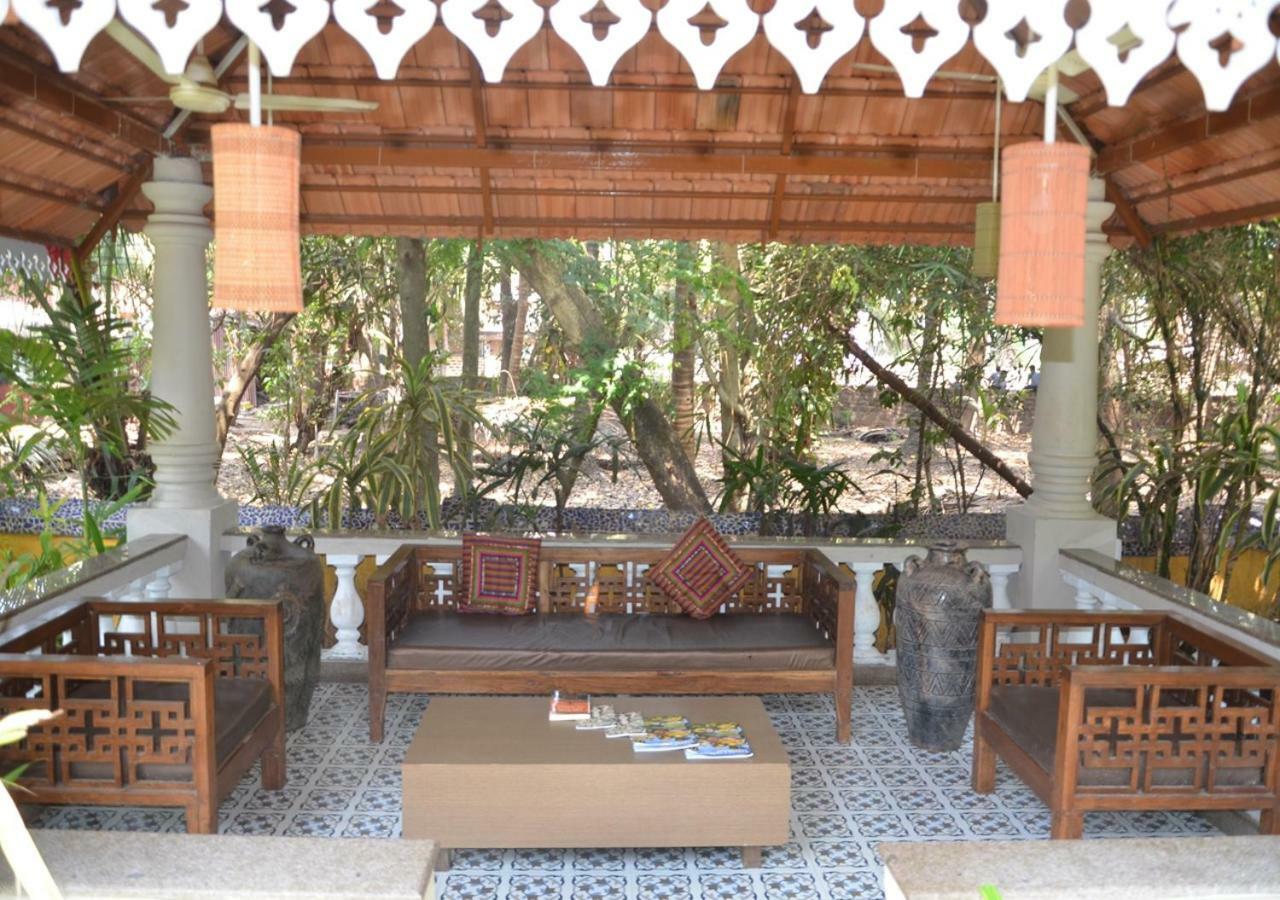 Tangerine Boutique Resort Калангут Экстерьер фото